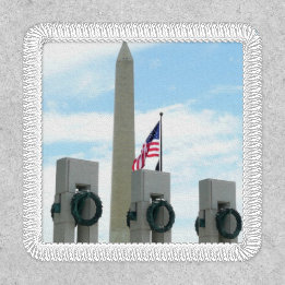 Washington Monument und WWII-Denkmal in DC