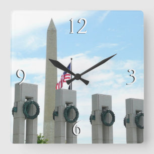 Washington Monument und WWII Memorial in DC Quadratische Wanduhr