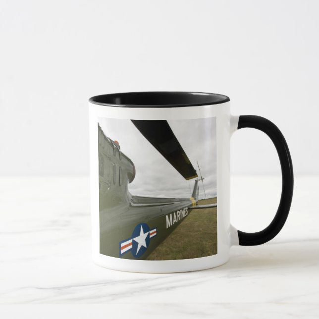 Washington, Olympia, Militärairshow. Tasse (Rechts)