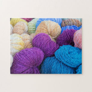 Washington, Seabeck. Bälle aus farbenfrohem Garn Puzzle