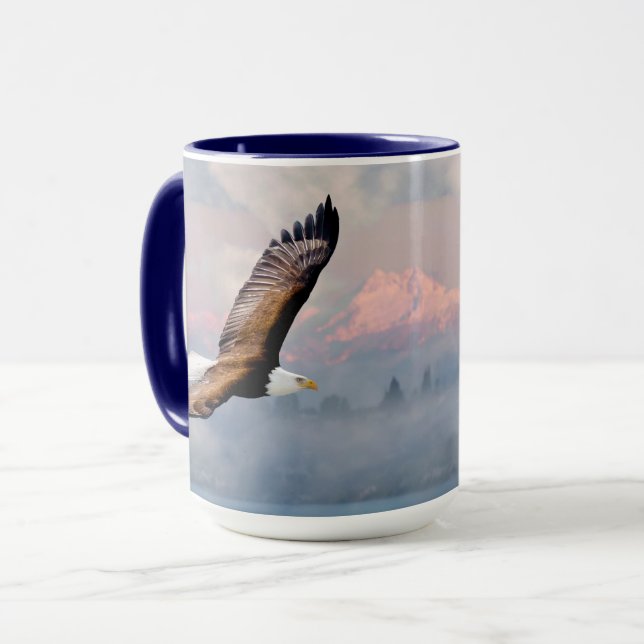 Washington State Adler über Olympic Mountains Blau Tasse (Vorderseite Links)