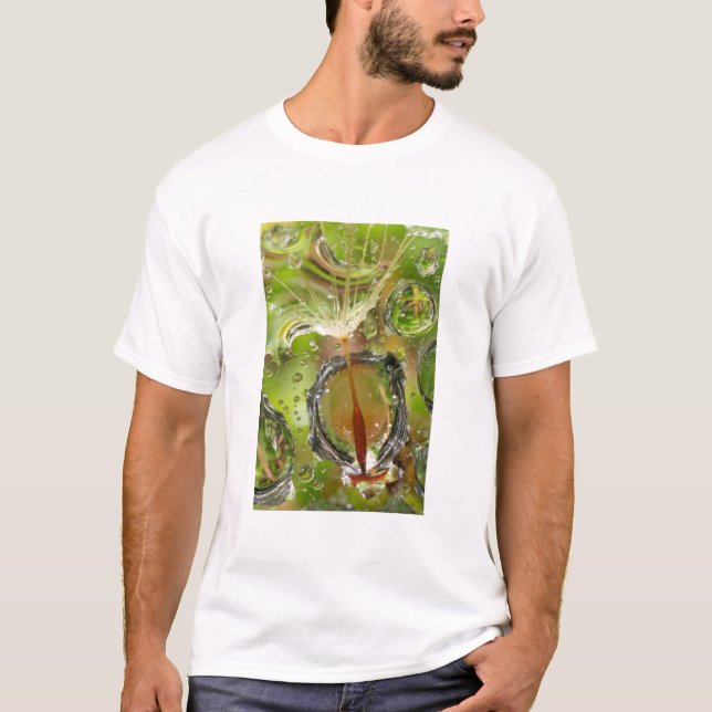 Wasser auf Löwenzahn, CA T-Shirt (Vorderseite)