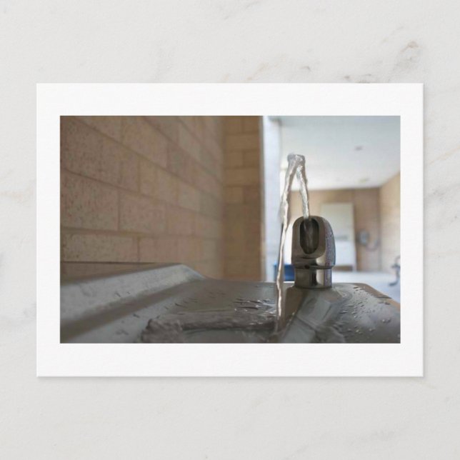 Wasser-Brunnen Postkarte (Vorderseite)