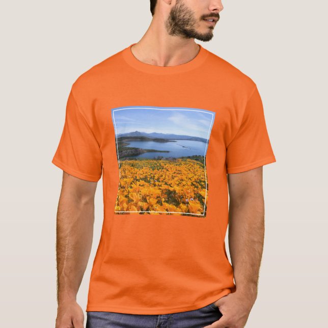 Wasser | California Lake with Golden Poppies T-Shirt (Vorderseite)