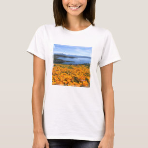 Wasser   California Lake with Golden Poppies T-Shirt