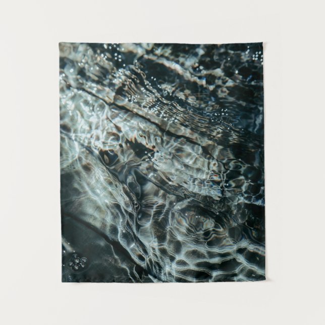 Wasser fällt auf den Wasserkörper Wandteppich (Vorderseite)