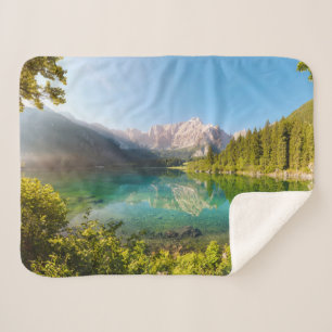 Wasser   Lago di Fusine Mount Gangart Julische Alp Sherpadecke