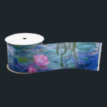 Wasser-Lilien Satinband<br><div class="desc">. Wasser-Lilien ist Reihen von über 200 Ölgemälden durch französischen Impressionisten Claude Monet. Diese Malerei,  im Jahre 1919 abgeschlossen,  kennzeichnet Schatten des Blaus und des Rosas.</div>