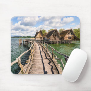 Wasser Stilhäuser über dem Wasser Mousepad