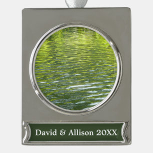 Wasser von Oak Creek Gelb und Grün Naturfoto Banner-Ornament Silber