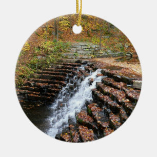Wasserfall im Laurel Hill State Park II Keramik Ornament