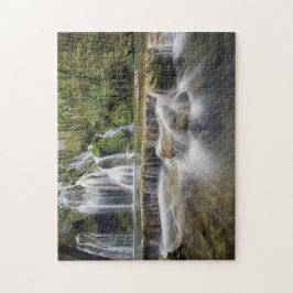 Wasserfall im Wald Puzzle