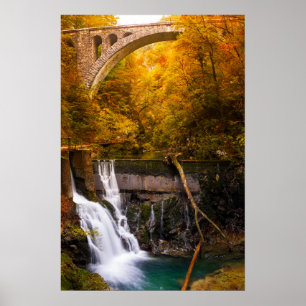 Wasserfall in der Vintgar-Schlucht im Herbst Poster