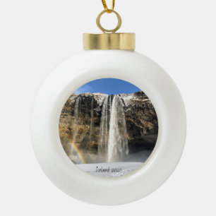 Wasserfall in Island - Keramik Kugel-Ornament