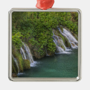 Wasserfall, Nationalpark der Plitvicer Seen und Silbernes Ornament