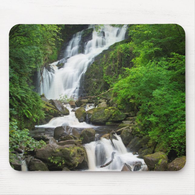 Wasserfall Torc landschaftlich, Irland Mousepad (Vorne)