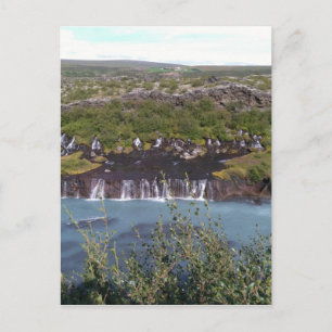 Wasserfall von Hraunfossar in Island Postkarte