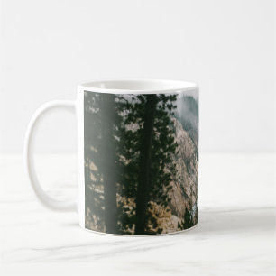 WASSERFÄLLE UND BERGSICHT KAFFEETASSE