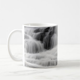 WASSERFÄLLE UND SCHWARZE UND GrauWASSERFÄLLE Kaffeetasse