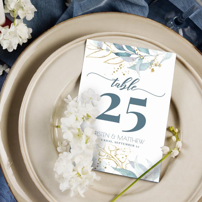 Wasserfarbe Dusty Blue Gold Flora Hochzeitsfeier Tischnummer (Elegant dusty blue greenery with gold accent makes this the perfect table card for your boho wedding)