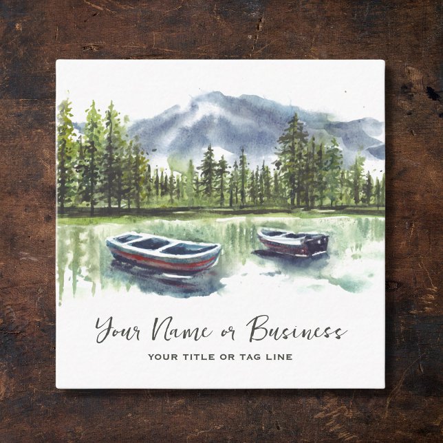 Wasserfarbe Rustikaler Bergsee mit Boote Quadratische Visitenkarte (Front - Watercolor Rustic Mountain Lake with Boats Square Business Card)