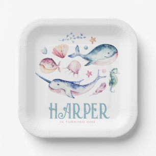 Wasserfarbe unter den Tellern des Meerespapiers Pappteller