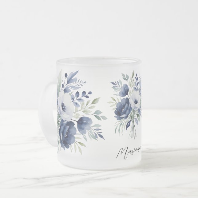 Wasserfarben Blau und Weiß BlumenBouquet Mattglastasse (Vorderseite Links)