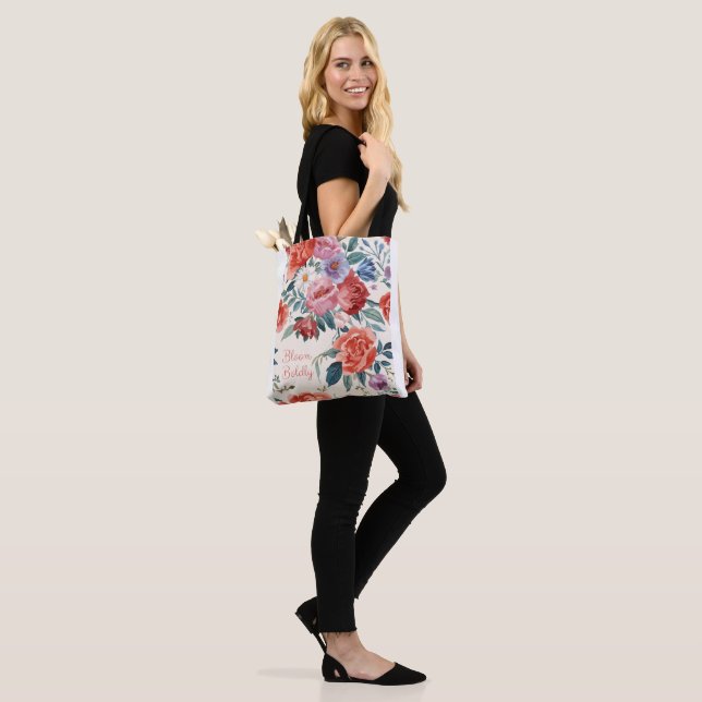 Wasserfarben-Rosen-Tasche  (Am Model)