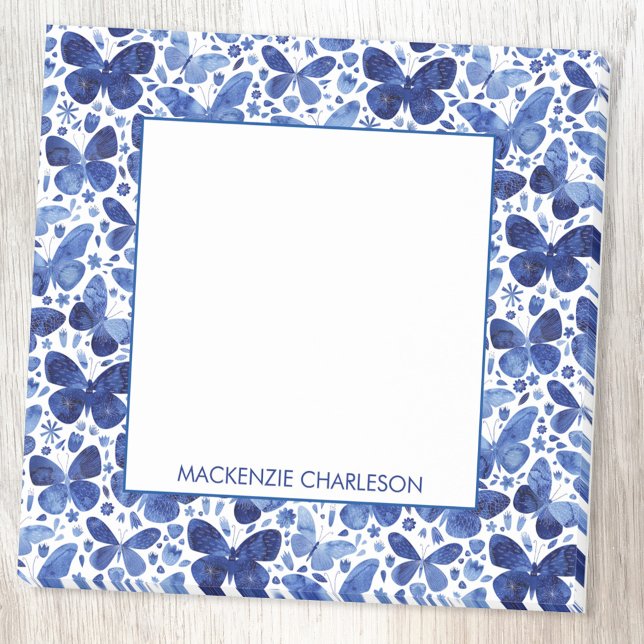 Wasserfarben Schmetterlingsmuster Blau Personalisi Post-it Klebezettel (Watercolor blue and white butterfly pattern personalized post it note)