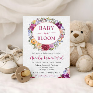 Wasserfarbene rote und violette Kranzbaby-Party Einladung
