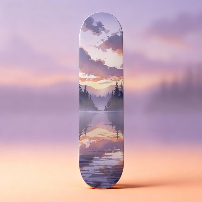 Wasserfarbener Sonnenaufgang - Serene Misty Mounta Skateboard (Von Creator hochgeladen)