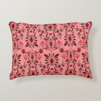 Wasserfarbenes nahtloses Muster mit ikat. gefärbte Dekokissen