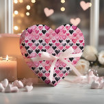 Wasserfarbenherzen verzaubern | Polka Dots Muster Geschenkpapier<br><div class="desc">Perfekt für Hochzeiten, Brautpartys, Babyduschen, Geburtstage, Valentinstag und andere besondere Anlässe, die eine Mischung aus ultra-femininer Eleganz und spielerischem Charme fordern, garantiert dieses bezaubernde Wasserfarbenherz und Polka-Dots-Muster, dass alle Altersgruppen begeistern und begeistern. Das zarte Design verleiht jedem Fest eine Touch von Launen und ist somit die ideale Wahl, um den...</div>