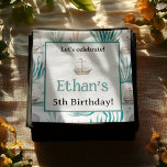 Wasserfarbenozean kids Nautic Birthday Serviette<br><div class="desc">Fügen Sie Ihren kleinen Kindern eine charmante nautische Touch mit diesen Personalisierten Napkins im Wasserfarbenbereich hinzu. Mit feinen Aquarellbildern von winzigen Schiffen, sanften Algen, pastellfarbenen Muscheln und sanften Fischen, bringt dieses Design die Stille des Meeres zu Ihrer Feier. Passen Sie mit dem Namen und dem Geburtstag Ihres Kindes an, um...</div>