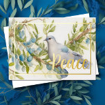 Wasserfarbentaube auf dem Olive Branch Peace Feiertagskarte<br><div class="desc">Unterkunft thematisch von Umua entworfen. Gedruckt und ausgeliefert von Zazzle oder ihren Partnern.</div>