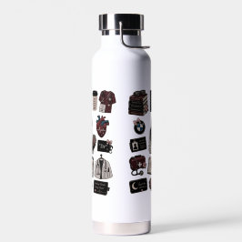 Wasserflasche für zukünftige Herzchirurgen in der  Trinkflasche