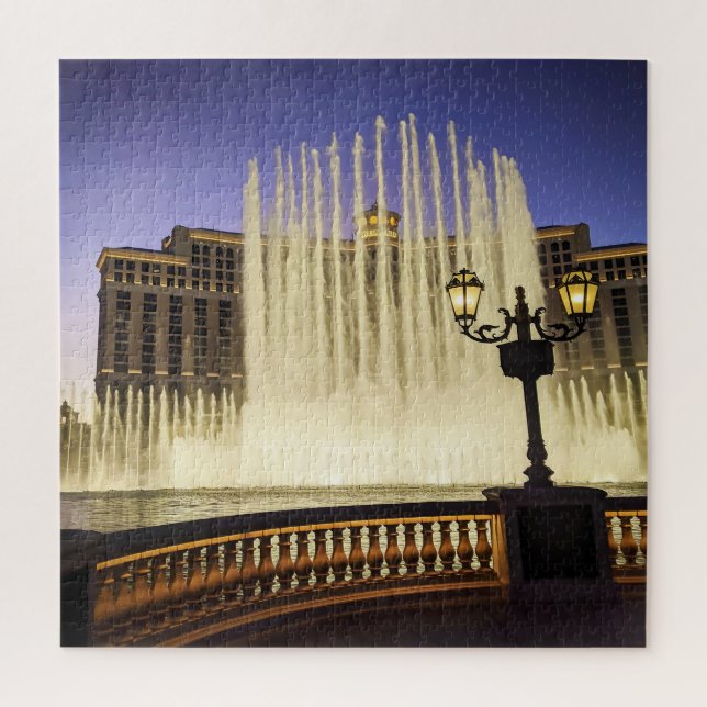 Wasserfontänen in Las Vegas Puzzle (Vertikal)