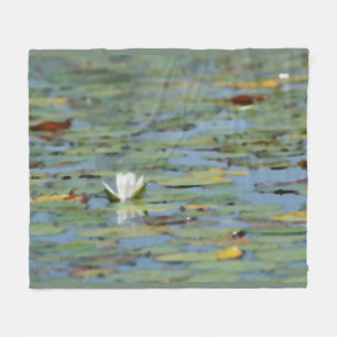 Wasserlilie Blume Wasserfarben Fleece Blanka
