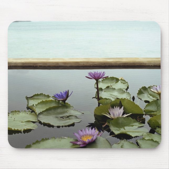 Wasserlilien im Teich durch Ozean Mousepad (Vorne)