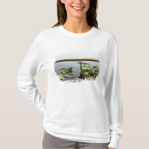 Wasserlilien im Teich durch Ozean T-Shirt
