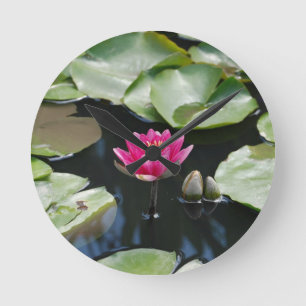 Wasserliliken Runde Wanduhr