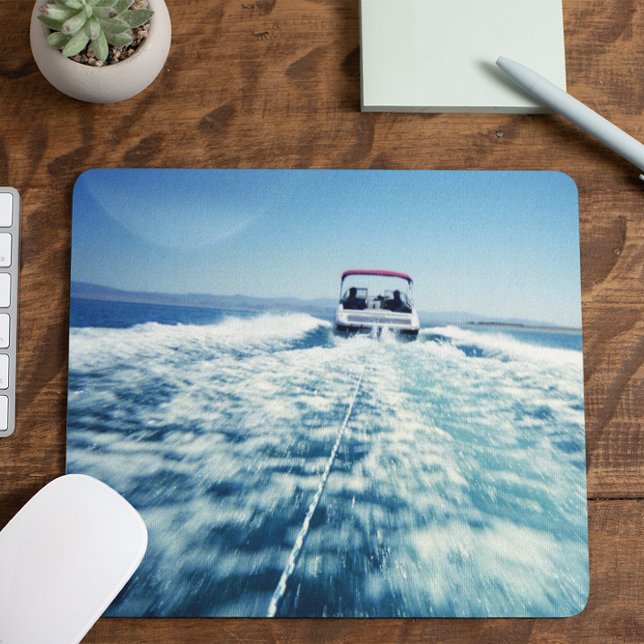 Wasserski hinter dem Speed-Boot Mousepad (Create your own photo mousepad.)