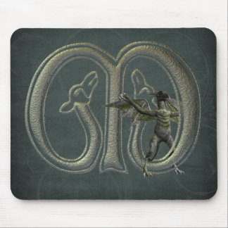 Wasserspeier-Monogramm M Mousepad