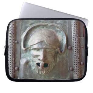 Wasserspeierplatte von der links Tür des Portals, Laptopschutzhülle