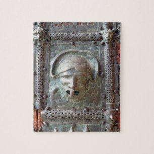 Wasserspeierplatte von der links Tür des Portals, Puzzle