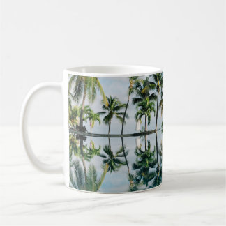 WASSERSPIEGELUNG DER KOKOUSPALMEN KAFFEETASSE