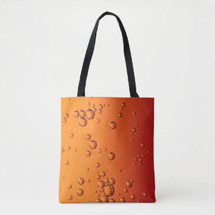 Wassertropfen auf orangefarbener Oberfläche