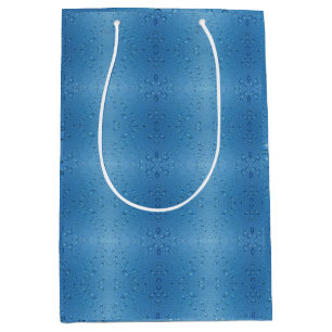 Wassertropfen gegen blauen Himmel Mittlere Geschenktüte