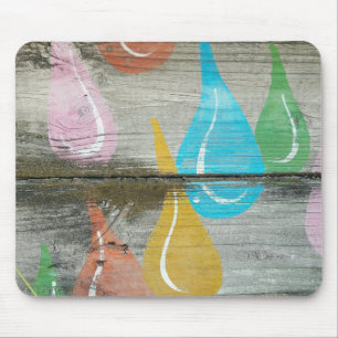 Wassertropfmuster auf Holz Mousepad