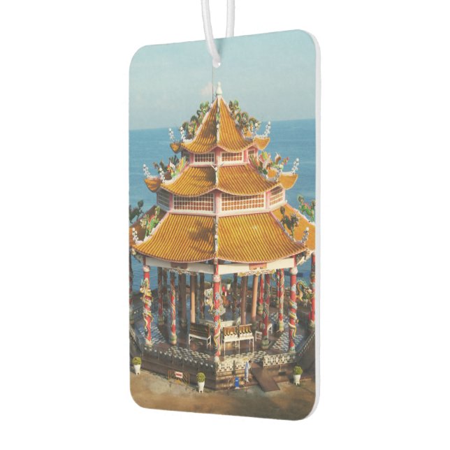 Wat Koh Loi ... Sriracha, Chonburi, Thailand Autolufterfrischer (Links)